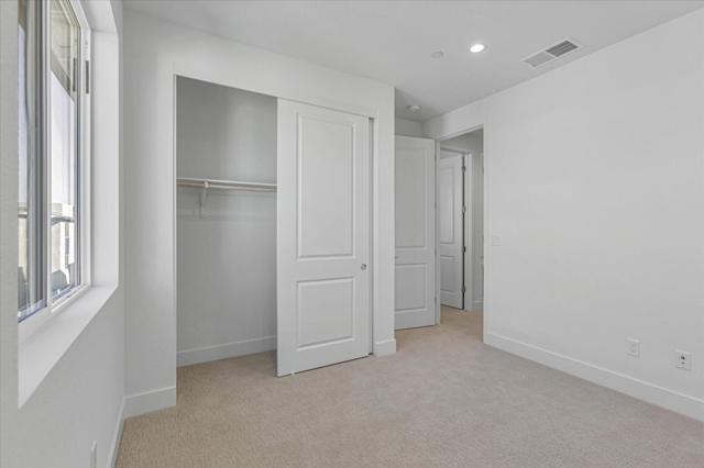 1005 Sinopia Terrace, San Ramon CA: https://media.crmls.org/mediaz/5dbff5bf-545d-453a-9115-c1a11153a71d.jpg