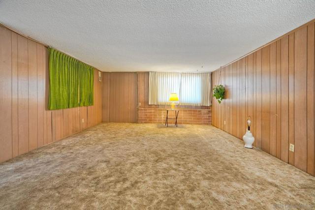 940 Gladys, El Cajon CA: https://media.crmls.org/mediaz/5dc223fc-7f09-4df7-8df5-d4ffbc28ef0a.jpg