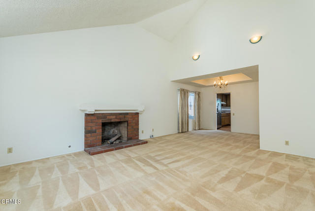 Detail Gallery Image 4 of 41 For 10703 Spy Glass Hill Rd, Whittier,  CA 90601 - 3 Beds | 2 Baths