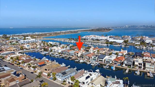 34 The Point, Coronado CA: https://media.crmls.org/mediaz/5dc29b15-e496-40c1-b0cd-949f79b4058a.jpg