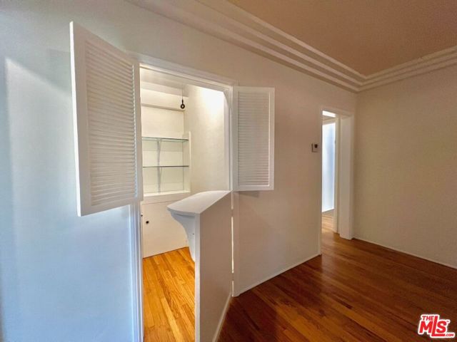 8474 Fountain Avenue, West Hollywood CA: https://media.crmls.org/mediaz/5dc2e10f-5bf2-455c-b099-798027c54547.jpg