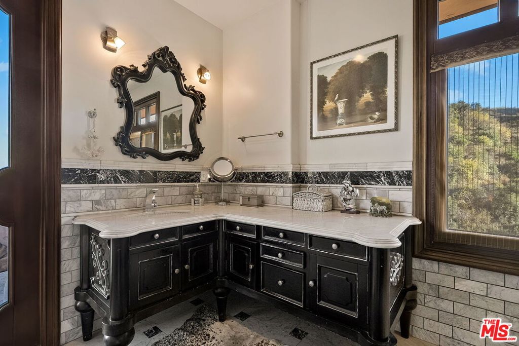 MLS #26871893 image #19