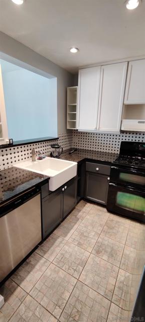 Image 6 of 12 For 701 Kettner Blvd  95