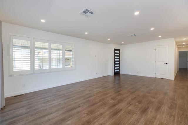 2395 Delaware, Santa Cruz CA: https://media.crmls.org/mediaz/5dc57abd-f766-486c-bf19-3c25e0627803.jpg