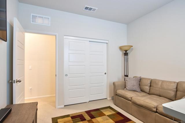 32932 Gelder Cir, Menifee CA: https://media.crmls.org/mediaz/5dc5bdb6-cdf0-4417-abe1-299bc76134e7.jpg