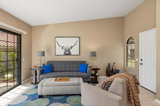 500 S Farrell Drive, Palm Springs CA: https://media.crmls.org/mediaz/5dc5c228-0ad1-45d4-b855-eb72f8fe10a2.jpg