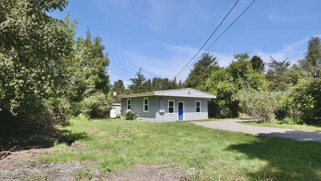 19260 Summers Lane, Fort Bragg CA: https://media.crmls.org/mediaz/5dc70a02-4ab1-4121-ac85-f5fd7869da76.jpg