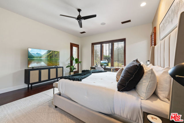 81945 Elynor Court, La Quinta CA: https://media.crmls.org/mediaz/5dc7c63d-44de-4a81-ac61-22a7770ed2c7.jpg