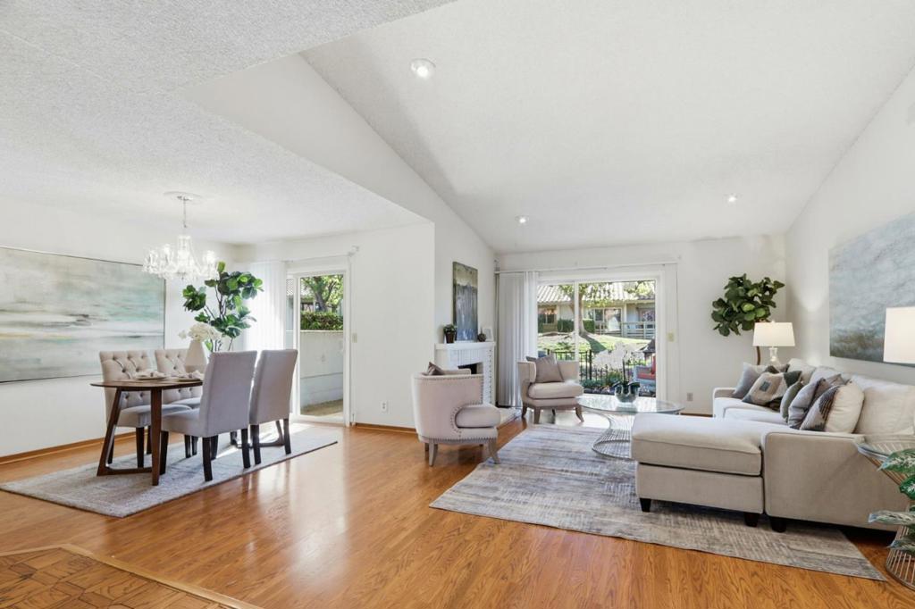 8076 Winery Court