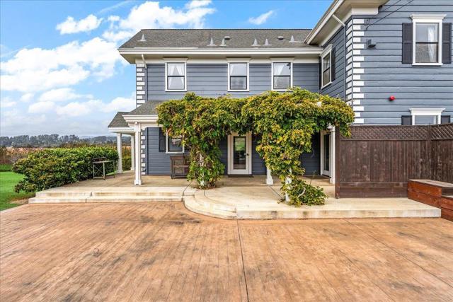 1258 San Andreas Road, Watsonville CA: https://media.crmls.org/mediaz/5dc8fccd-615f-4d7e-95a5-28cf06570a03.jpg