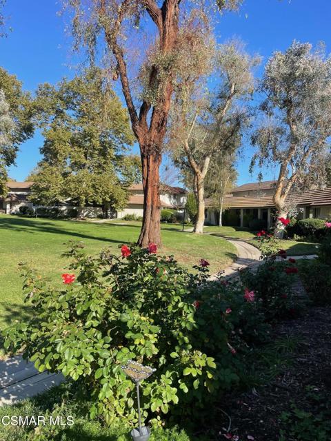 1223 Landsburn Circle, Westlake Village CA: https://media.crmls.org/mediaz/5dc97270-f521-436b-b56a-22a4c70eb0b1.jpg