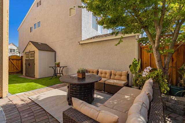 425 Knollcrest Avenue, San Jose CA: https://media.crmls.org/mediaz/5dc9b089-76ad-429d-83f3-541019e6ce3b.jpg