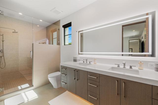 53603 Via Mallorca, La Quinta CA: https://media.crmls.org/mediaz/5dca1b15-ea0a-490f-ab91-ec65b6c3bf13.jpg