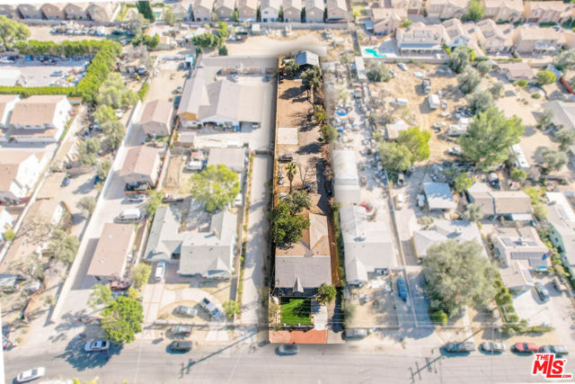 14682 Cobalt Street, Sylmar CA: https://media.crmls.org/mediaz/5dcb4870-2355-4bf7-b0da-a23370f8649a.jpg
