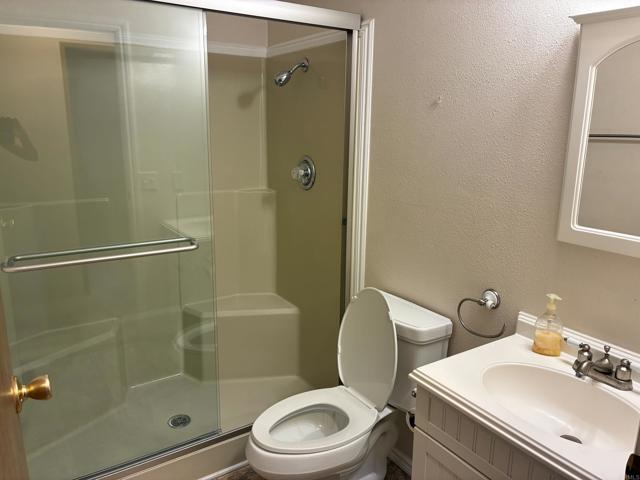 3535 Linda Vista Drive, San Marcos CA: https://media.crmls.org/mediaz/5dcc0022-6134-4419-aff0-1c06df8453bc.jpg