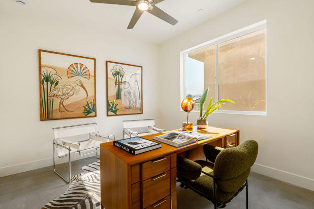 361 W Sunview Avenue, Palm Springs CA: https://media.crmls.org/mediaz/5dccdcb9-e2e4-420f-984b-09ea0526cc5c.jpg