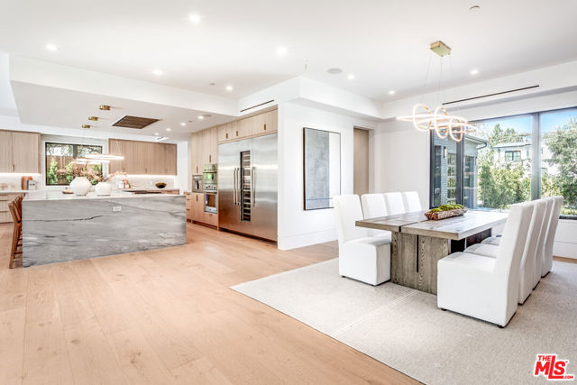 17228 Otsego Street, Encino CA: https://media.crmls.org/mediaz/5dcd25c5-0cd2-4b62-873f-b4ef28986b0e.jpg