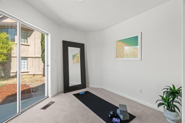 1822 Saint Andrews Court, Milpitas CA: https://media.crmls.org/mediaz/5dcd54b7-6920-4d8e-9f31-f99b992e1bbb.jpg