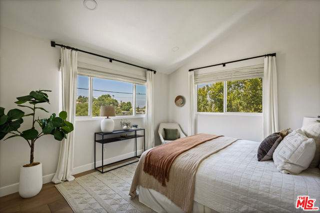 4614 San Andreas Avenue, Los Angeles CA: https://media.crmls.org/mediaz/5dce06df-6165-4a4a-8885-dca60bb5ba6b.jpg
