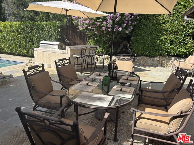 22491 Domingo Road, Woodland Hills CA: https://media.crmls.org/mediaz/5dcf1361-1e13-4d10-ae7b-4a6f42bba2b0.jpg
