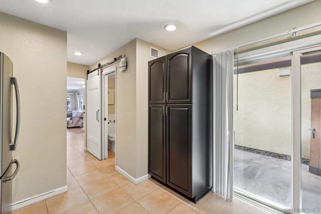 9607 Kumquat Dr, Lakeside CA: https://media.crmls.org/mediaz/5dcf7973-1660-4536-8943-096e5463ddc9.jpg