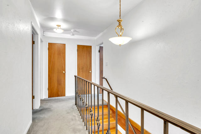 53200 Forest Lake Drive, Idyllwild CA: https://media.crmls.org/mediaz/5dd0d355-02df-4dd8-98ee-953019e6a95f.jpg