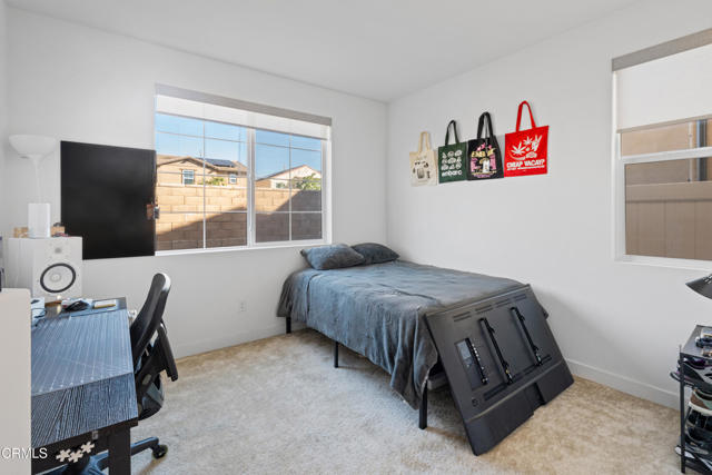 509 snowdrop Lane, Santa Paula CA: https://media.crmls.org/mediaz/5dd25ef1-e76d-4152-bf1a-68fb002b0156.jpg