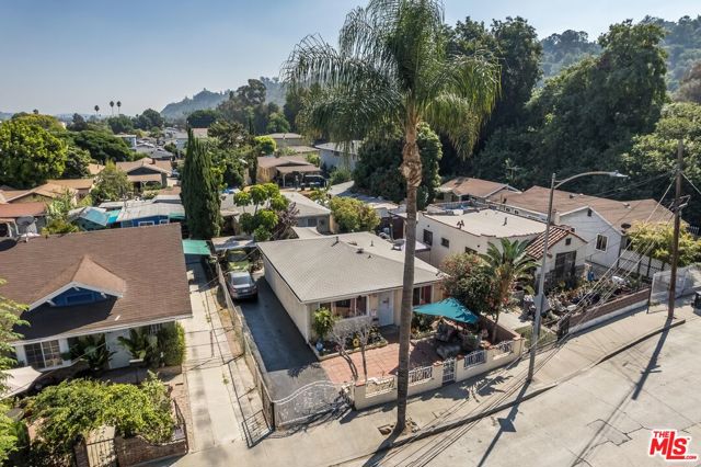 2660 Newell Street, Los Angeles, California 90039, ,Multi-Family,For Sale,Newell,25602195