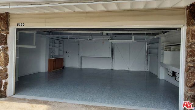 8130 Grimsby Avenue, Los Angeles CA: https://media.crmls.org/mediaz/5dd2f6a5-17c7-4038-a41b-91e41fcd24fd.jpg