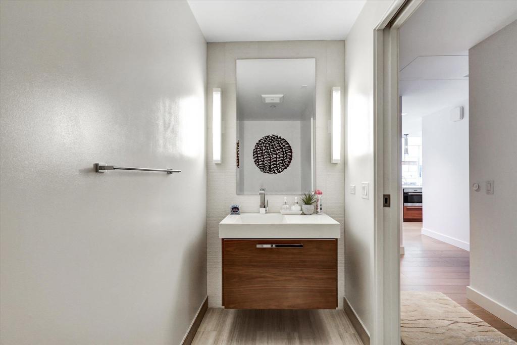 MLS #250041332SD image #38