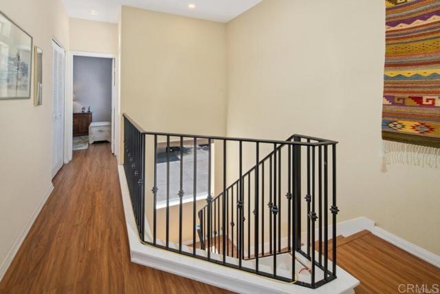 Detail Gallery Image 7 of 20 For 324 Park Way #3,  Chula Vista,  CA 91910 - 3 Beds | 2/1 Baths