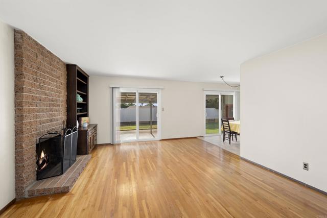 Detail Gallery Image 14 of 43 For 3812 Armstrong St, San Diego,  CA 92111 - 3 Beds | 2 Baths