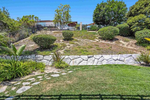2228 Corte Ananas, Carlsbad CA: https://media.crmls.org/mediaz/5dd4b057-e89b-4488-b1ce-561a21080b82.jpg