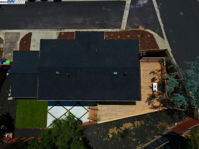 365 Monaco Ave, Union City CA: https://media.crmls.org/mediaz/5dd57b3c-b891-40af-8bd6-dc2c4ec4e85a.jpg