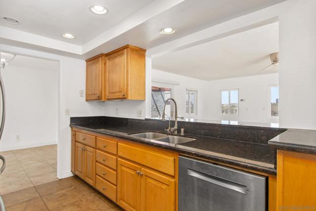 4460 Huggins St, San Diego CA: https://media.crmls.org/mediaz/5dd59a3e-7d74-4a3d-9356-ec24e27ca5e8.jpg