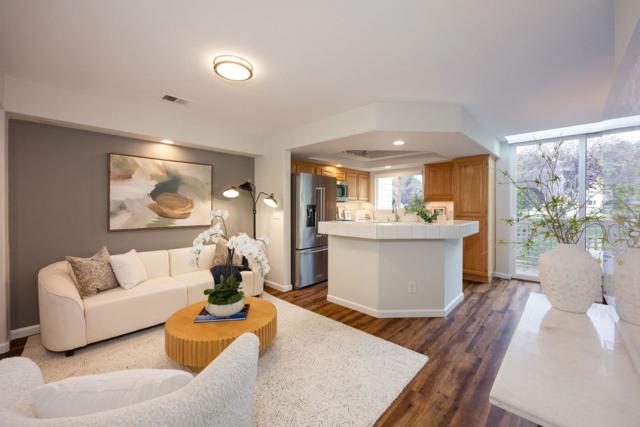 43 Erin Lane, Half Moon Bay CA: https://media.crmls.org/mediaz/5dd6f2dd-15b8-4c31-8b40-5559d9676194.jpg