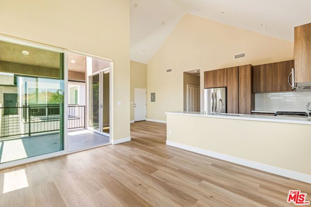 4905 1/2 W St. Elmo Drive, Los Angeles CA: https://media.crmls.org/mediaz/5dd6fa96-85f3-4f38-9de9-fdc25c9ac951.jpg