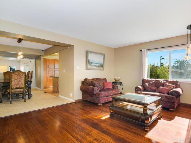 Detail Gallery Image 7 of 67 For 511 Hilltop Dr, Chula Vista,  CA 91910 - 3 Beds | 2 Baths