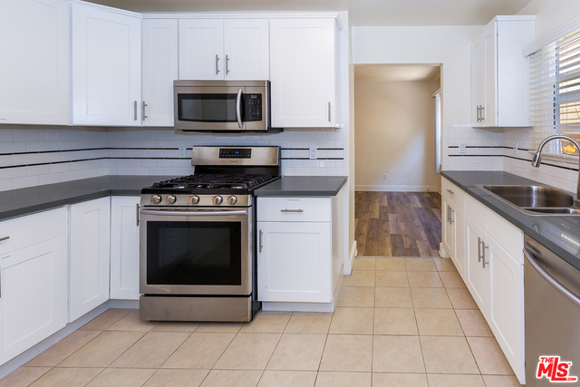 1010 North Edinburgh Avenue photo 4