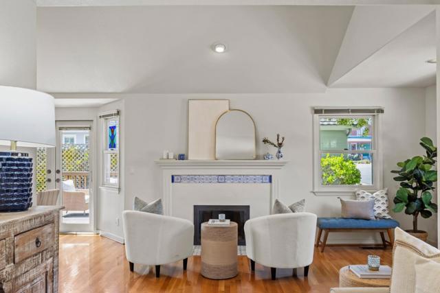 315 Granite Street, Pacific Grove CA: https://media.crmls.org/mediaz/5dd8ab13-37cf-4c07-847a-21454b72cf4c.jpg