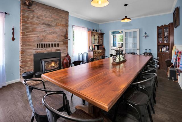 2165 Cox Road, Aptos CA: https://media.crmls.org/mediaz/5dd90531-f3b2-4b90-8528-dd923bb51ddd.jpg