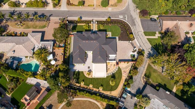 1505 Wedgewood Drive, Hillsborough CA: https://media.crmls.org/mediaz/5dd98ee8-efce-4e72-b15b-597e5cac4207.jpg