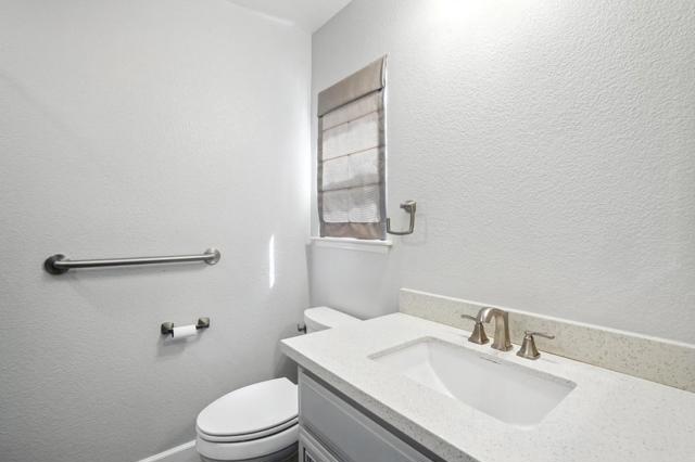 4726 Arlene Place, Pleasanton CA: https://media.crmls.org/mediaz/5dda40fd-78aa-44f7-a281-6aa6e12247e1.jpg