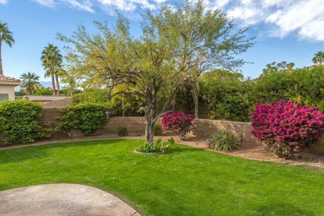 79862 Amora Drive, La Quinta CA: https://media.crmls.org/mediaz/5ddadf53-bc2a-456f-9001-3a04429218c6.jpg