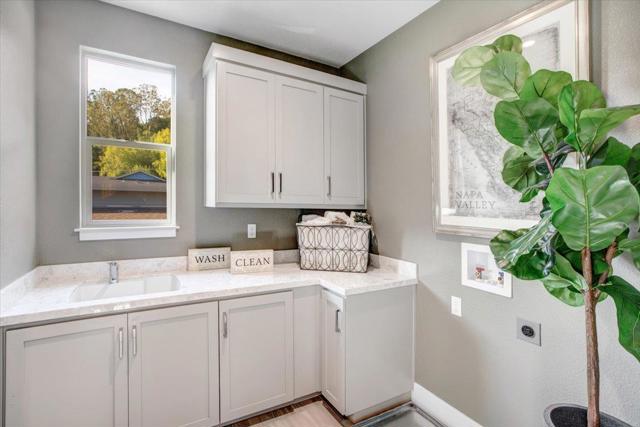 115 Waterstone Court, Napa CA: https://media.crmls.org/mediaz/5ddb66a9-f148-4427-8585-e745a47fe644.jpg