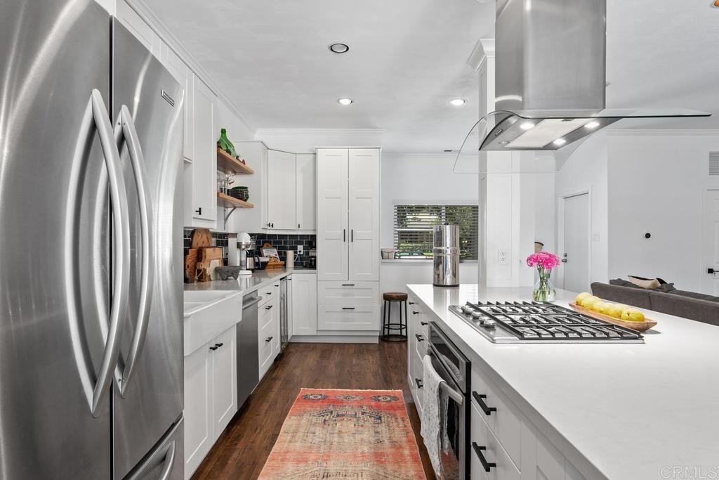 2203 Levante Street - photo 8