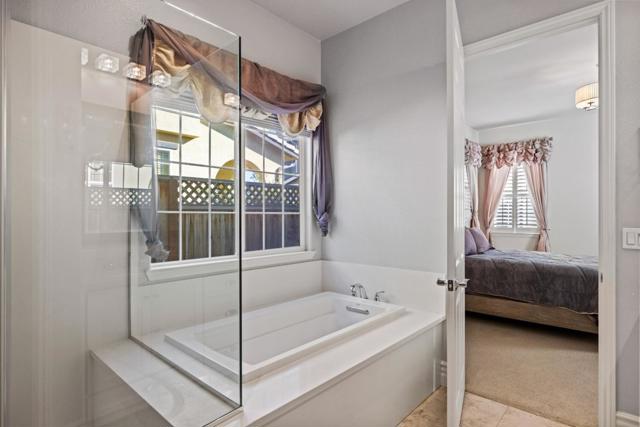 18511 McClellan Circle,  CA: https://media.crmls.org/mediaz/5ddd4f36-957a-4124-95b2-0d3725724810.jpg