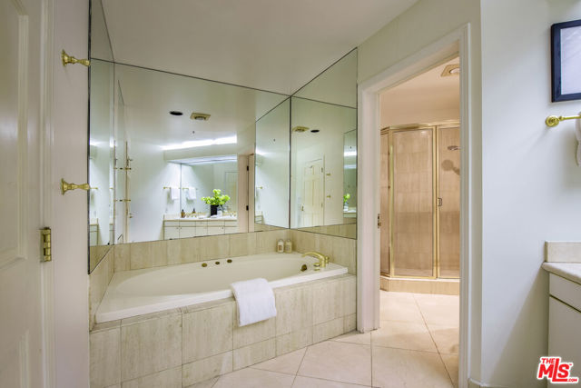 10724 Wilshire Boulevard, Los Angeles CA: https://media.crmls.org/mediaz/5dddc424-0555-4d28-b9d1-f26e7a558016.jpg