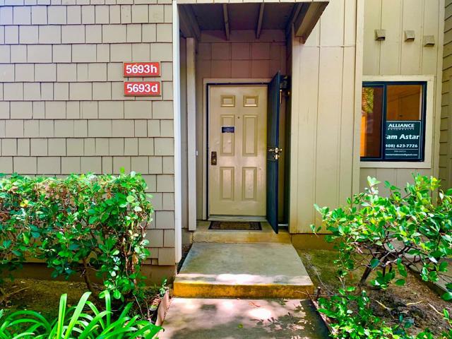 5693 Makati Circle, San Jose CA: https://media.crmls.org/mediaz/5dde0e5f-20bc-4c9c-86d3-ef65808b9da1.jpg