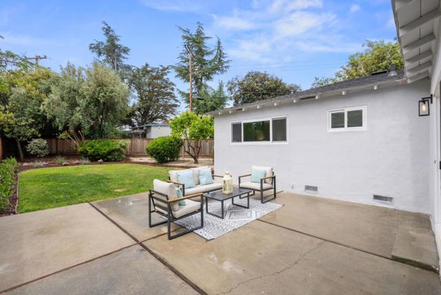 1493 Mallard Way, Sunnyvale CA: https://media.crmls.org/mediaz/5ddef93e-1833-437a-8878-63e8c9be5001.jpg